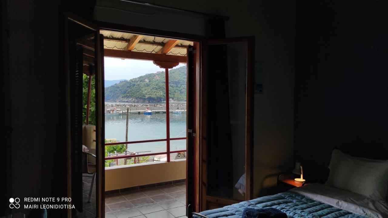 Porto Sabatiki Hotel Sampatiki Buitenkant foto