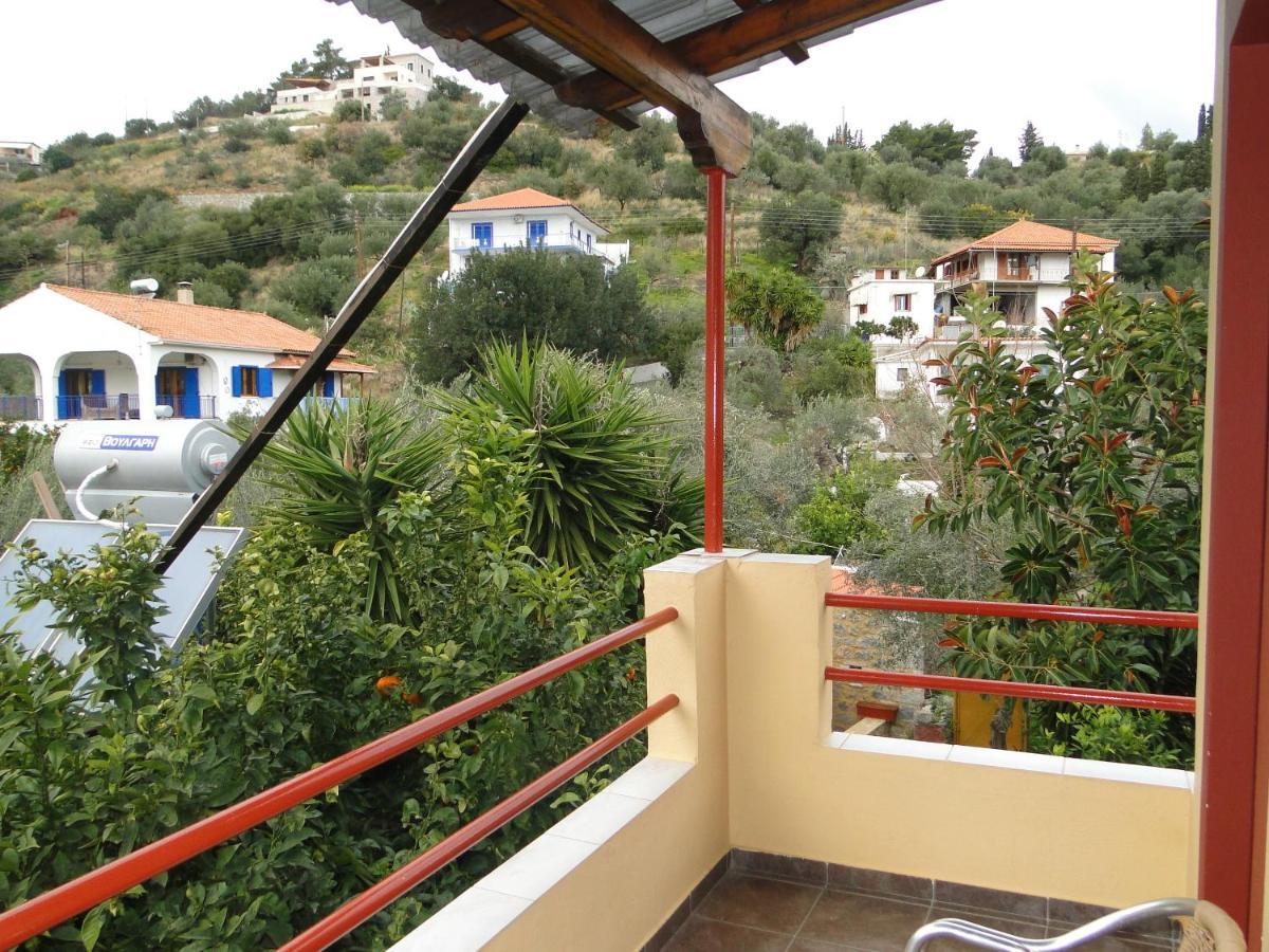 Porto Sabatiki Hotel Sampatiki Buitenkant foto