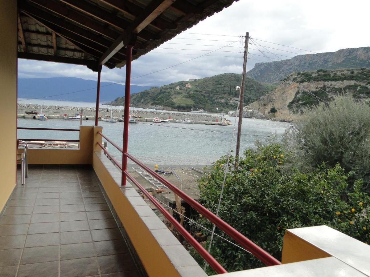Porto Sabatiki Hotel Sampatiki Buitenkant foto