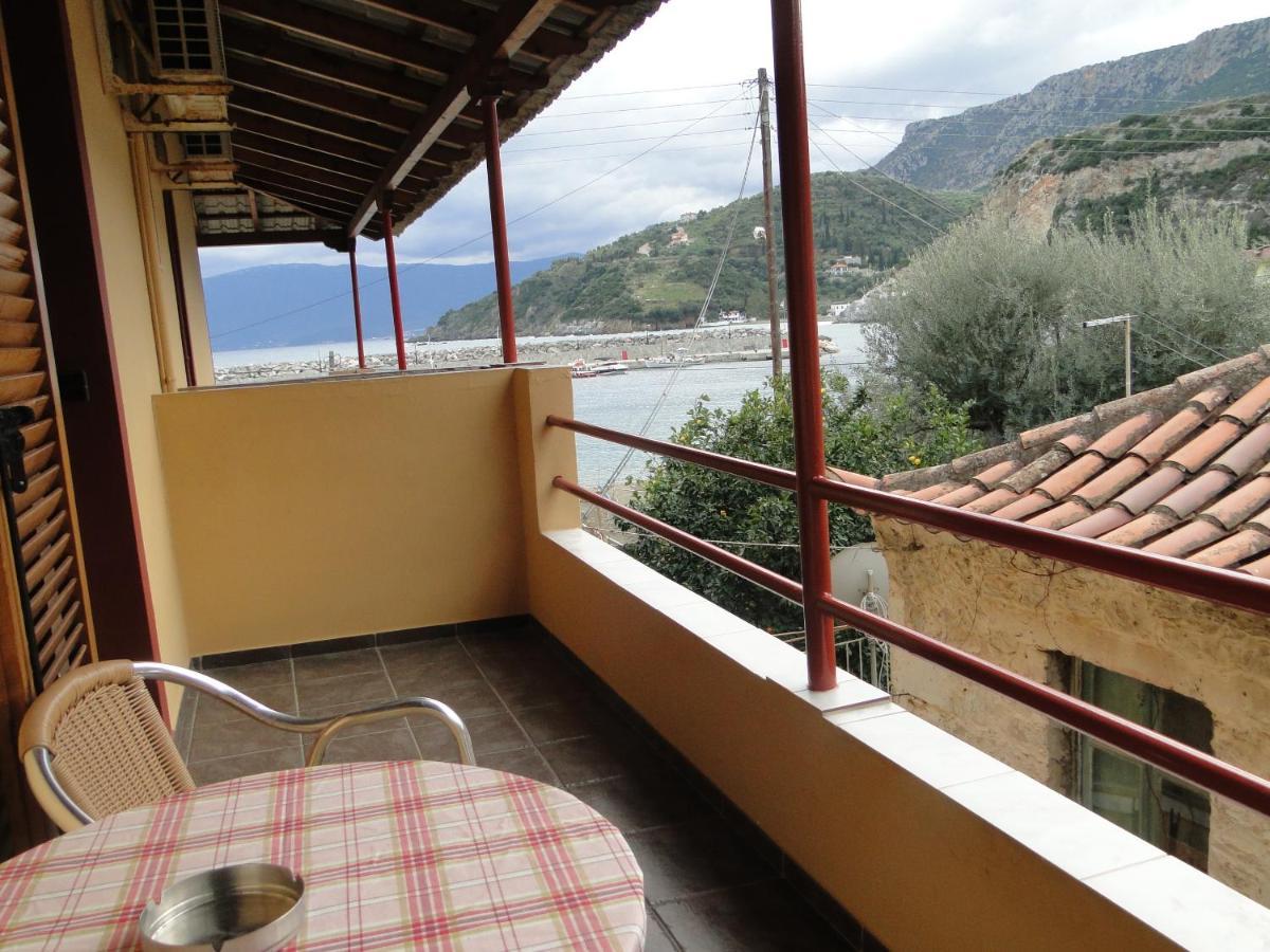 Porto Sabatiki Hotel Sampatiki Buitenkant foto